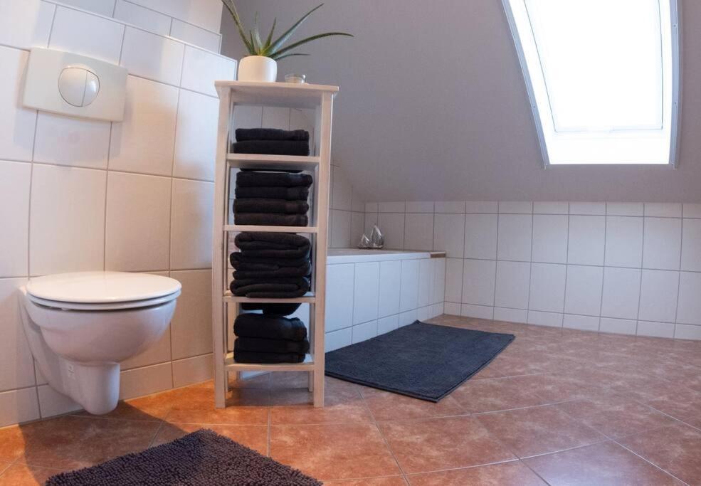 Moderne, Gemuetliche Dg-Wohnung In Ruhiger Lage Neunburg vorm Wald Exteriör bild