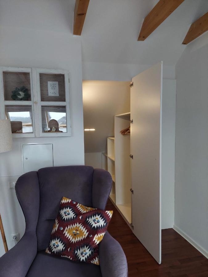 Moderne, Gemuetliche Dg-Wohnung In Ruhiger Lage Neunburg vorm Wald Exteriör bild